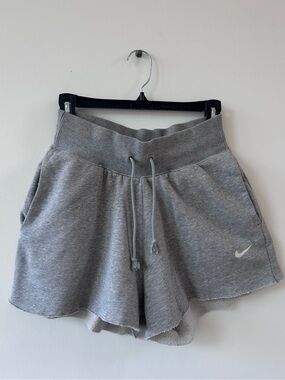 Nike Women's Heather Gray Athletic Fleece High-waisted Shorts